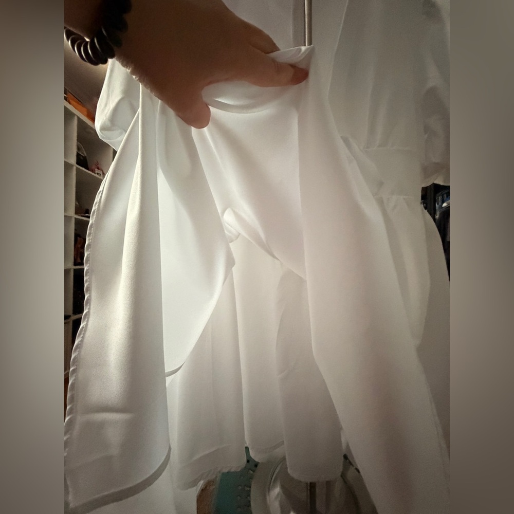 Chic White Puff Sleeve Mini Dress - Picture 4 of 5